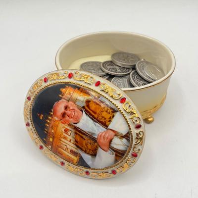 LOT 181J: Miscellaneous Religious Items - Pins, Rosaries, and more!