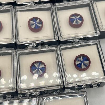 LOT 182: Many Vintage Military Rosette Pins