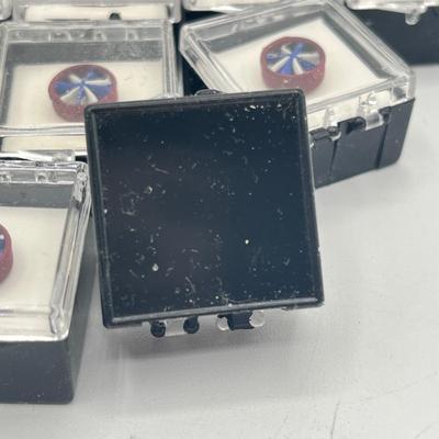 LOT 182: Many Vintage Military Rosette Pins