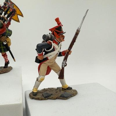 LOT 186L: Great Britain Miniature Figurines - King & Country and More