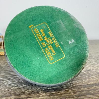 LOT 194L: Miniature Buildings and Landmarks Collection