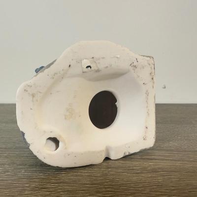 LOT 197L: Mini Ceramic Houses / Buildings incl. Department 56 Ornaments