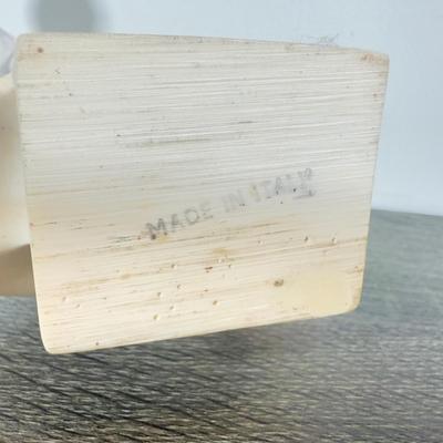 LOT 199L: Collection of Miniature busts - Charles Dickens & More