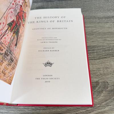 LOT 236L: Folio Society Books - The Face of Battle, The Wars of The Roses & The History of the Kings of Britain