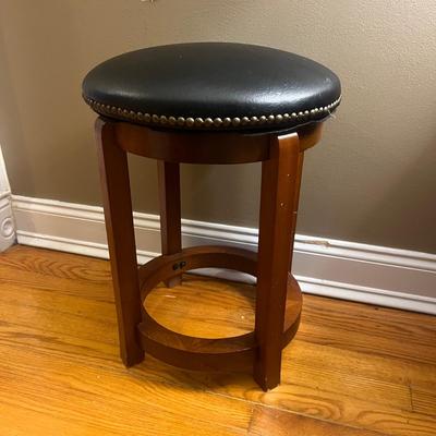 Swivel Seat Stool (O-MG)