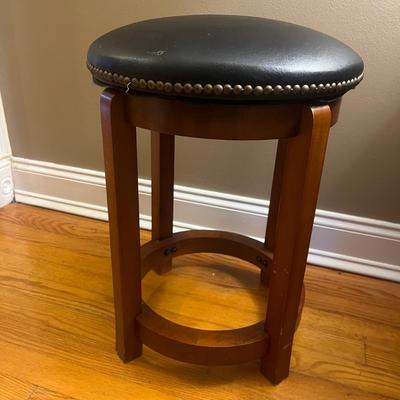 Swivel Seat Stool (O-MG)