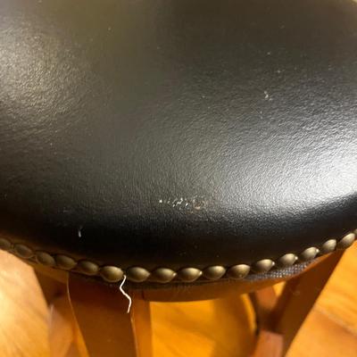 Swivel Seat Stool (O-MG)