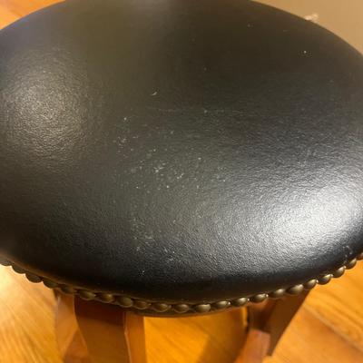 Swivel Seat Stool (O-MG)