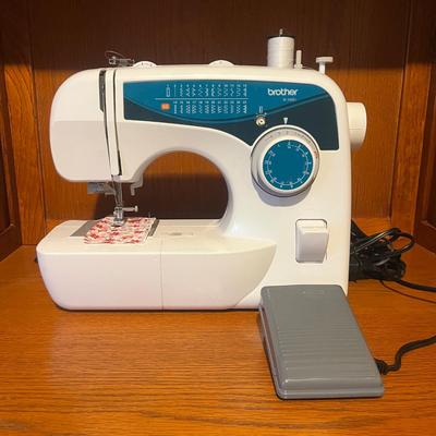 Brother Sewing Machine (O-MG)