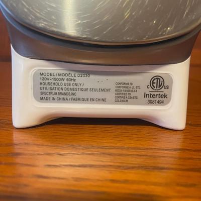 Black & Decker Iron, Ironing Board & More (O-MG)