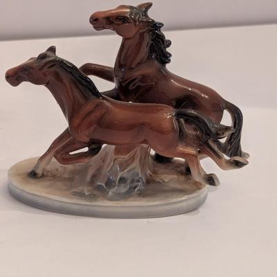 Vintage Porcelain Horse Figurine 5 1/2" x 6" Approx Running Horses