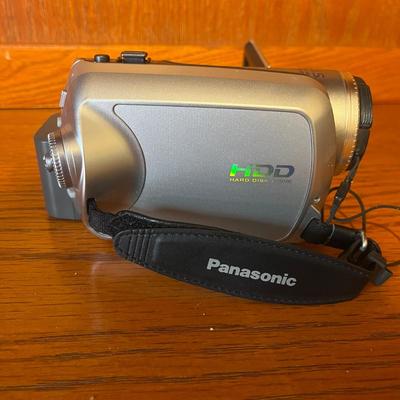 Panasonic Palmcorder & Canon Powershot (O-MG)