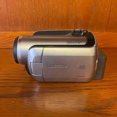 Panasonic Palmcorder & Canon Powershot (O-MG)
