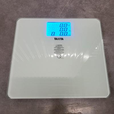 Wamsutta, Threshold Towels, Tanita Digital Scale and More (2058F-KD)