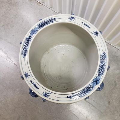 Large White/Blue Asian Pot (2058F-KD)