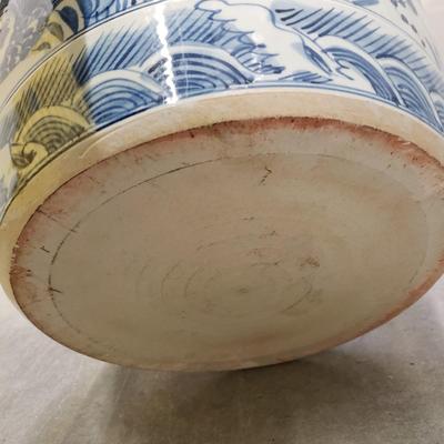 Large White/Blue Asian Pot (2058F-KD)