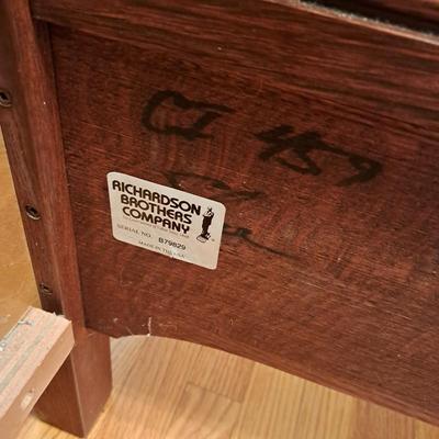 Richardson Bros. Co. Queen Size Contemporary Oak Sleigh Bed (PB-SD)