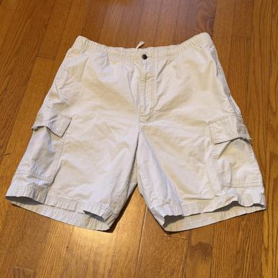 Orvis, Columbia, and L.L. Bean and Other Outdoor Branded Clothing - Men’s Sizes M-L (PB-DZ)