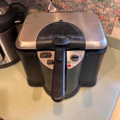 Cuisinart Griddler, Instant Pot & Rival Fryer (K-RG)