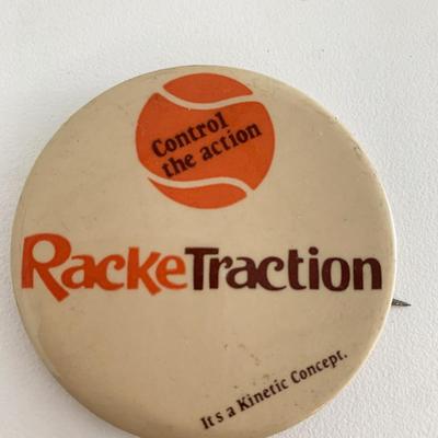 Racke Traction vintage pin