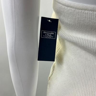299 ABERCROMBIE & FITCH Cream Turtleneck Sleeveless Bodysuit