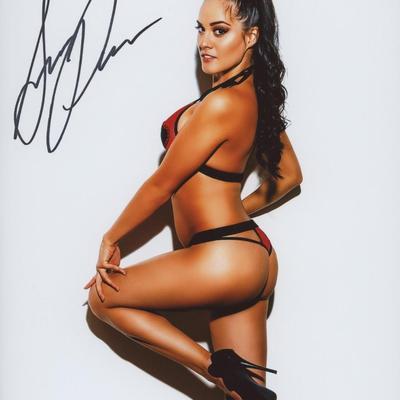 Sarah Dunn signed photo
