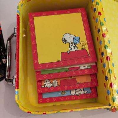 Small Cases With Note Pads