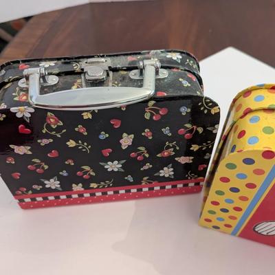 Small Cases With Note Pads