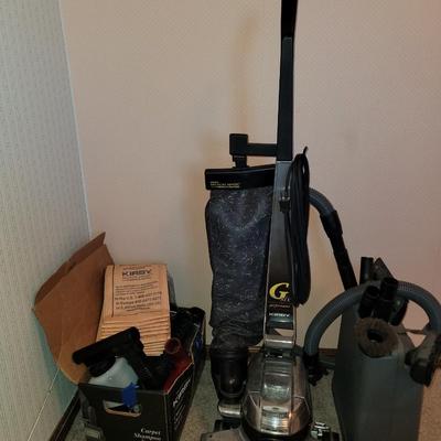 Working Kirby G Six vac with attachment holder amd shampooing attachments