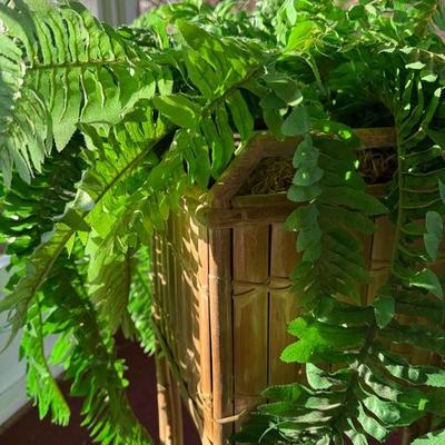 Lot of 4 Vibrant House Plants (Faux)