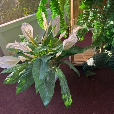 Lot of 4 Vibrant House Plants (Faux)