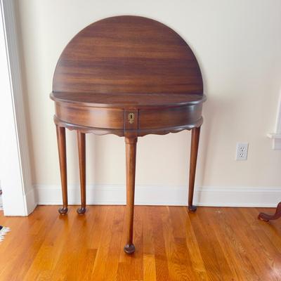 Sale Photo Thumbnail #6: Statton Old Towne Cherry Flip Top Hall Table. Manf. February 1972. Table has some slight surface marks on top. 
33.25” Diameter x 29.25”H