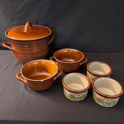 Artemino Stoneware & More (K-RG)