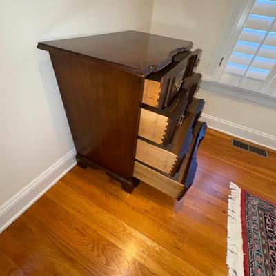 323 Vintage Baker Furniture Georgian Design Mahogany Block Front Dresser