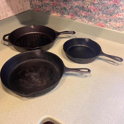 Cast Iron Pans - Lodge & More (K-RG)