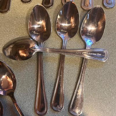 Community By Oneida Flatware & More (K-RG)