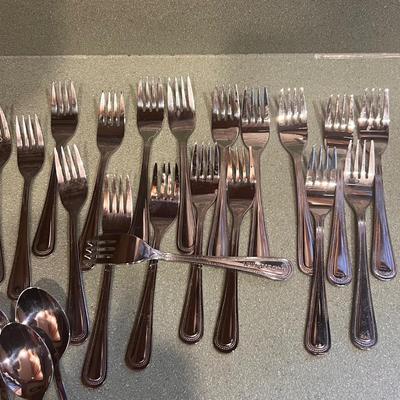 Community By Oneida Flatware & More (K-RG)