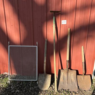 Outdoor Lot