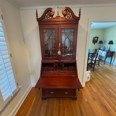 328 Chippendale Stye Mahogany Secretary Bookcase