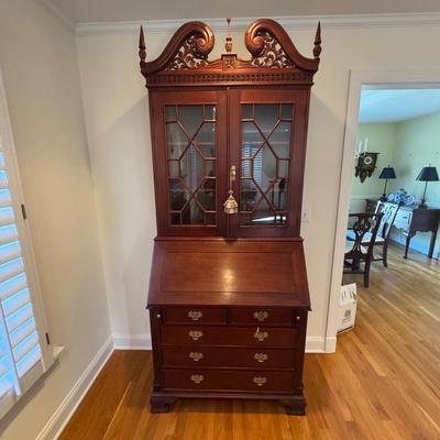 328 Chippendale Stye Mahogany Secretary Bookcase