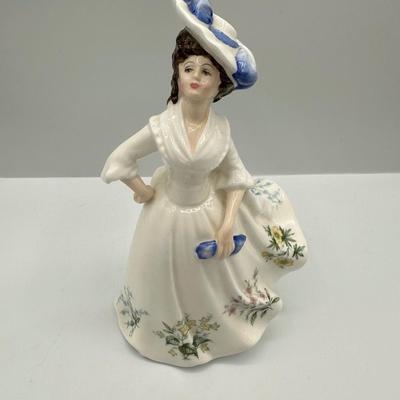 ROYAL DOULTON Figurine - Adele - Peggy Davies