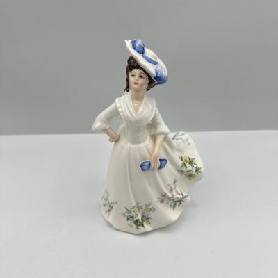 ROYAL DOULTON Figurine - Adele - Peggy Davies