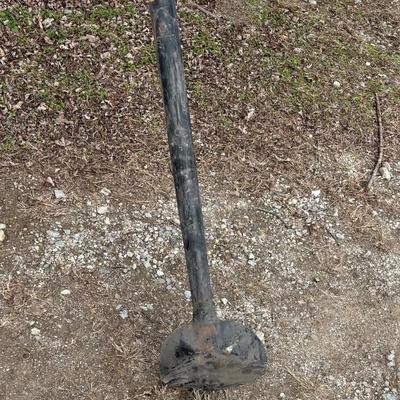 Oshkosh Deep Hole Shovel