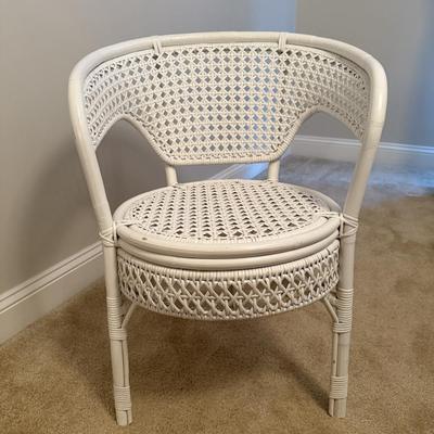 Lexington Wicker Dresser, Mirror & Chair