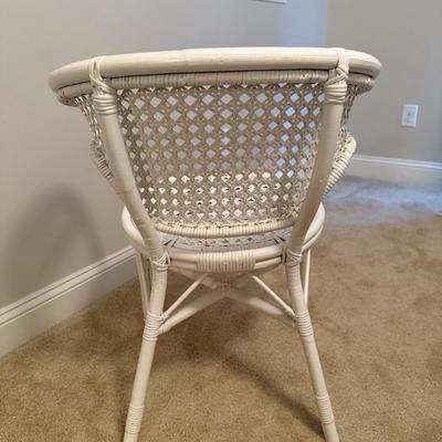 Lexington Wicker Dresser, Mirror & Chair