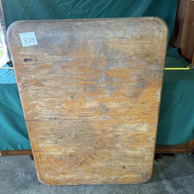 Vintage Table Top w/3 Legs and Leaf