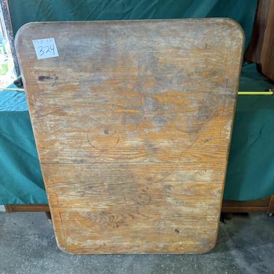 Vintage Table Top w/3 Legs and Leaf
