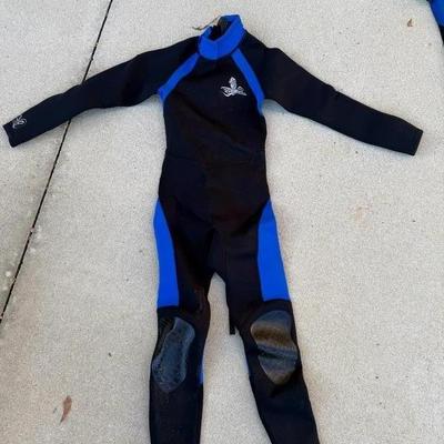 Wet Suits, Flippers and more