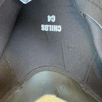 Wet Suits, Flippers and more