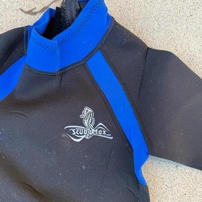 Wet Suits, Flippers and more
